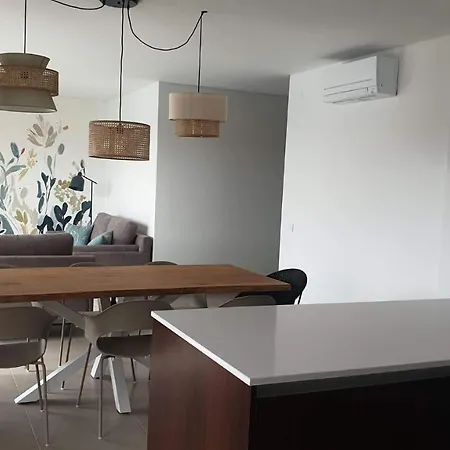 Silver Coast Luxe With 3 Bedrooms, 2 Bathrooms And A Beautiful View On The Swimmingpool In A Cosy Coastvillage Between The Famous Surfplaces Peniche And Nazare * Foz do Arelho